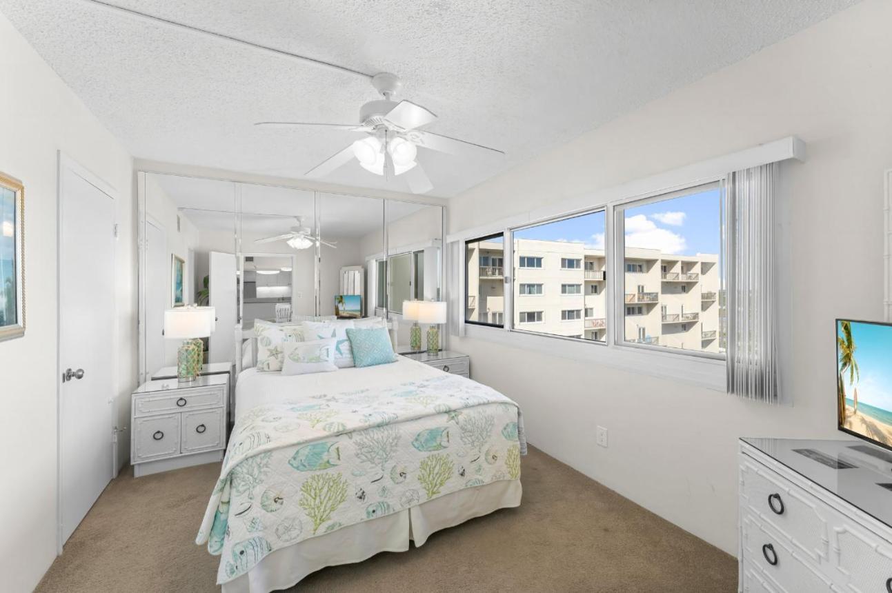 Pinnacle Port Penthouse #3 Holiday home