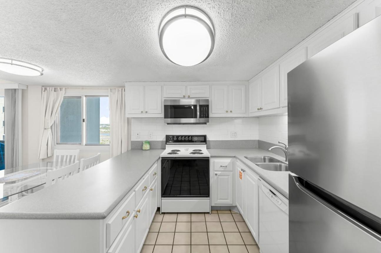Pinnacle Port Penthouse #3