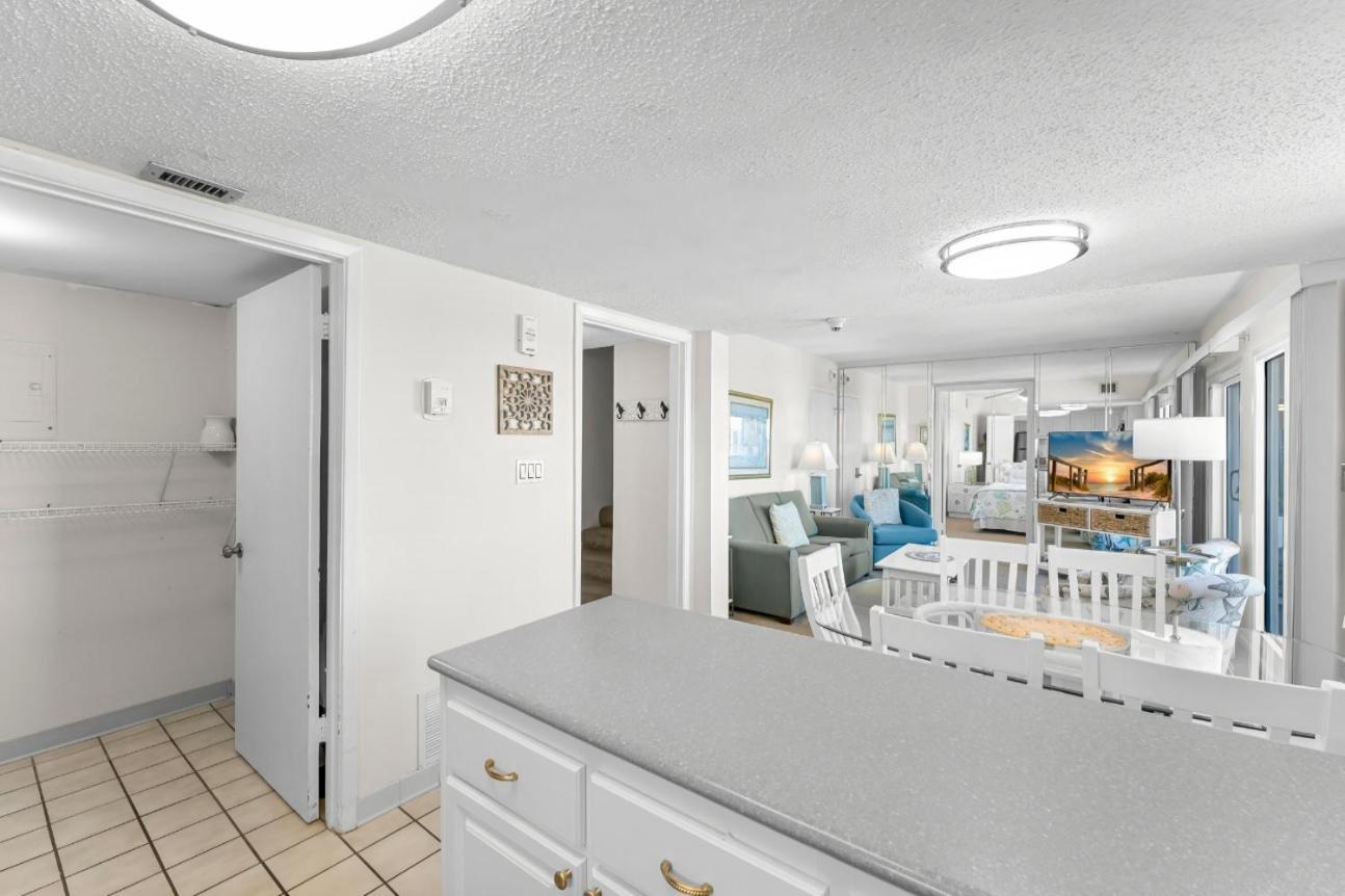 Pinnacle Port Penthouse #3 Holiday home *